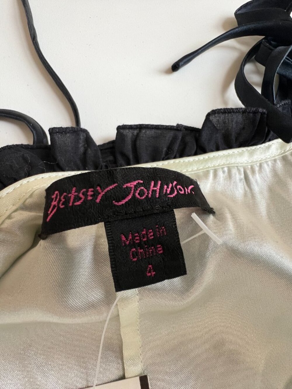 Vintage Y2K black/green Betsey Johnson lacy dress. Sz 4, NWT, perfect condition. - Picture 7 of 10